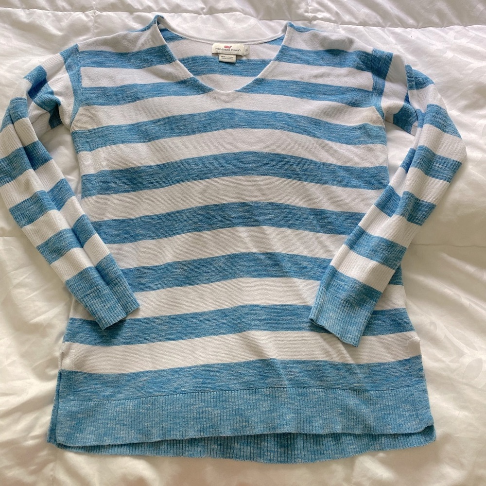 Vineyard Vines Cotton V-Neck Striped Pullover Sweater - Relaxed Fit - XS